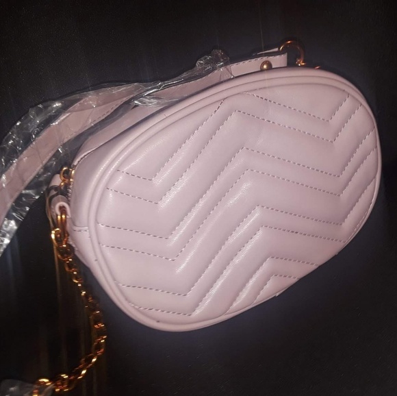 Mauve color shoulder bag! - Picture 2 of 2